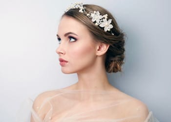 Perfectly Beautiful Aim To Look Like Yourself A beautiful bride with a minimal makeup look